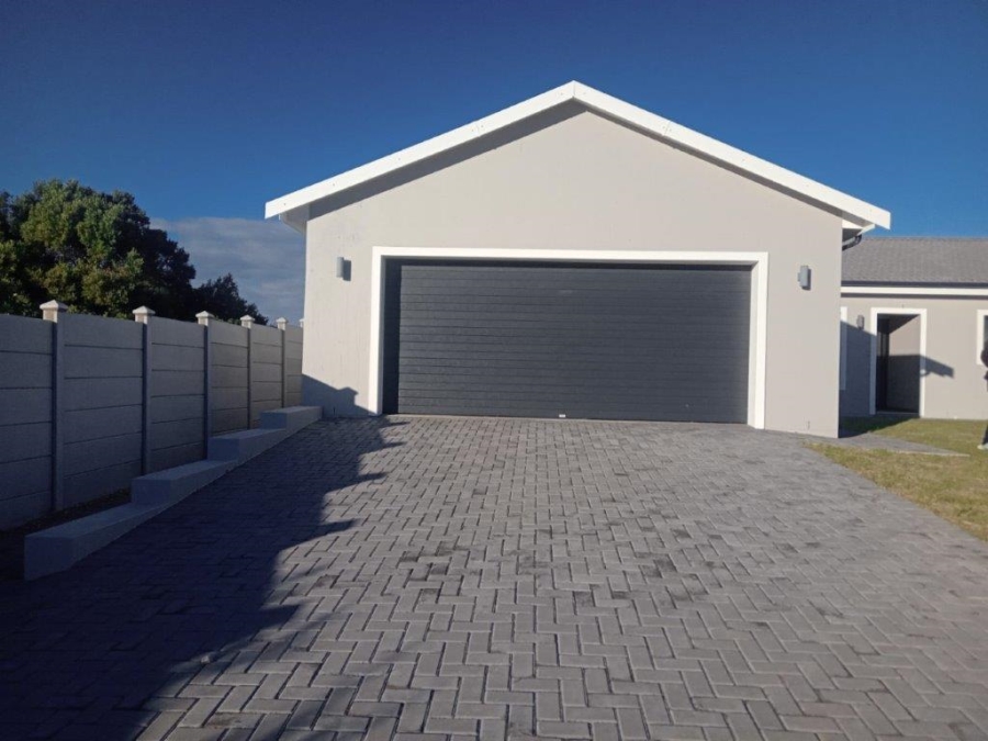 3 Bedroom Property for Sale in Paradise Beach Eastern Cape